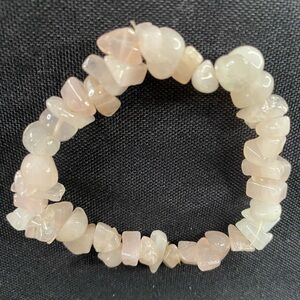 Soft Pink Rose Quartz Gemstone Chip Stretch Bracelet.